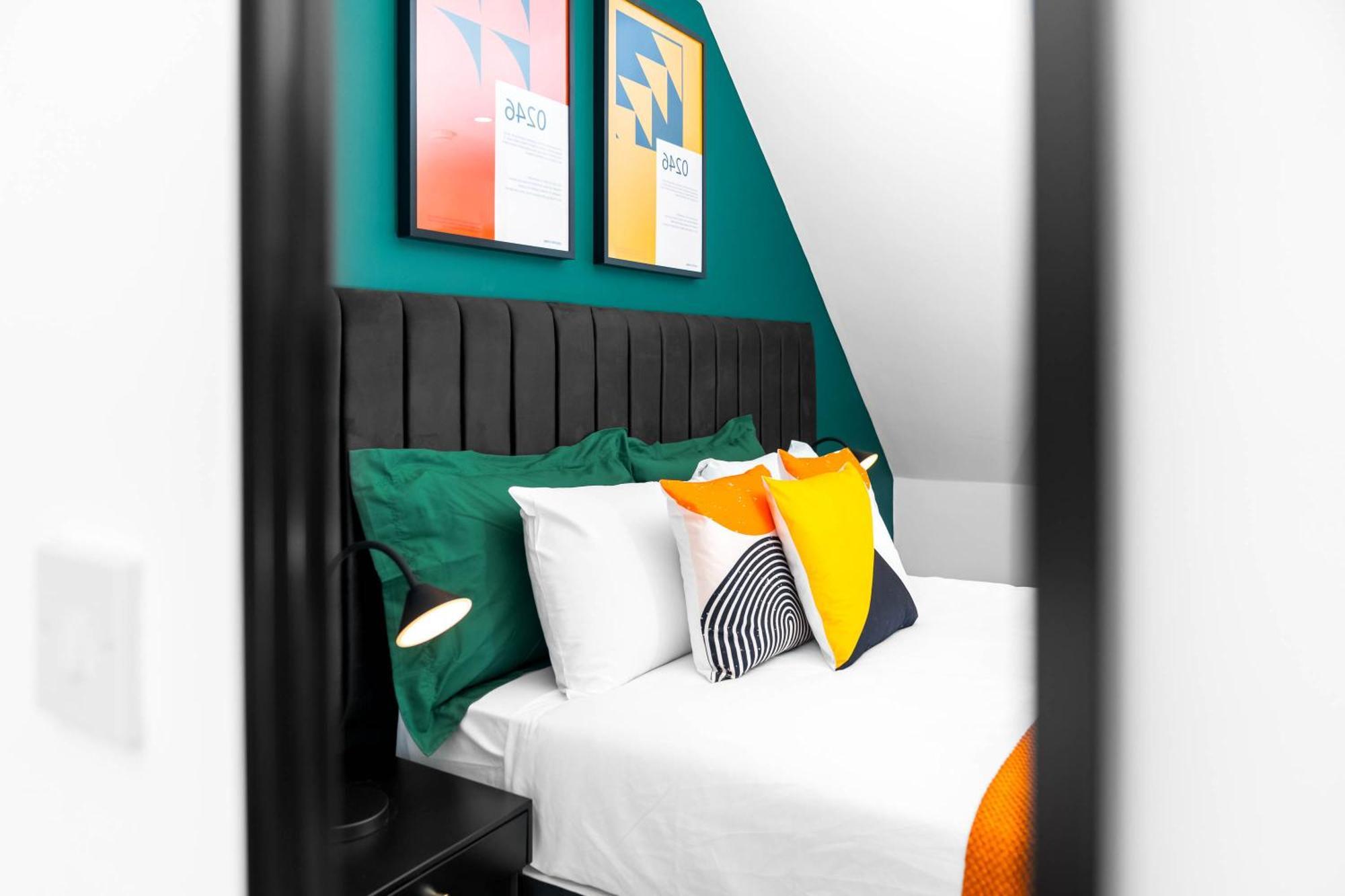 Luxury 3 Bedroom Apartment - Terrace - Near City Centre - Wifi - Smart Tv 1Mr Birmingham Exteriör bild
