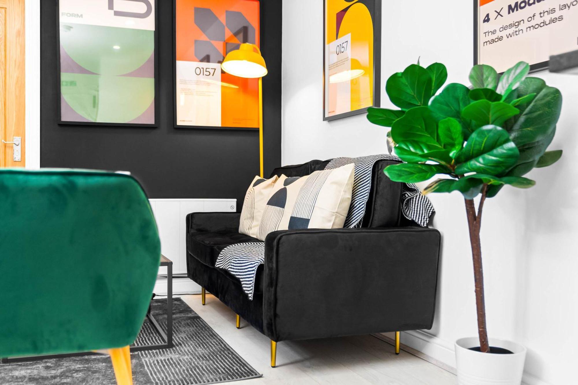 Luxury 3 Bedroom Apartment - Terrace - Near City Centre - Wifi - Smart Tv 1Mr Birmingham Exteriör bild