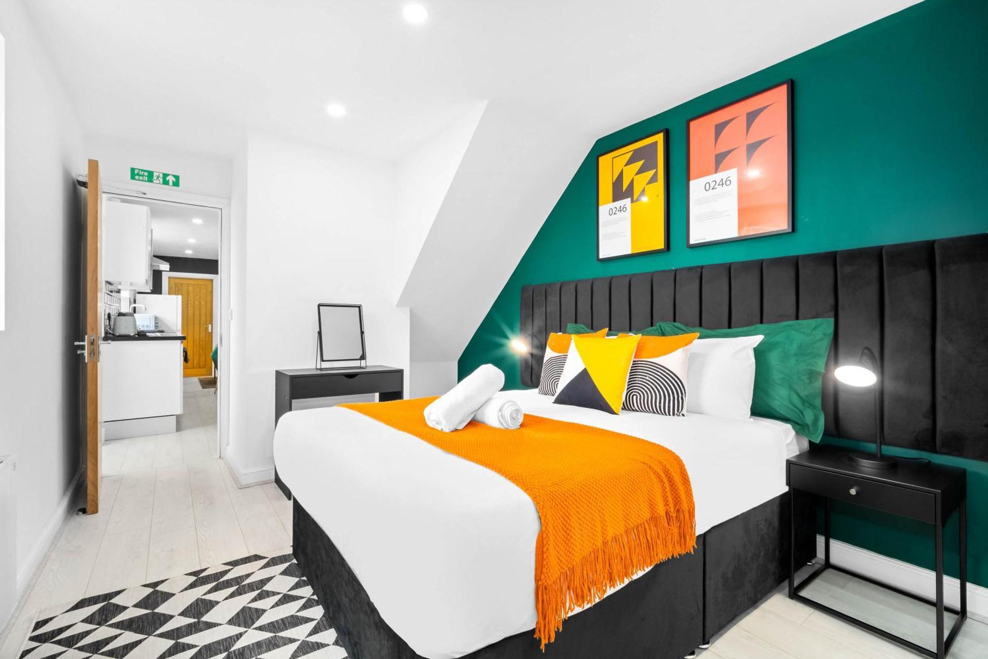 Luxury 3 Bedroom Apartment - Terrace - Near City Centre - Wifi - Smart Tv 1Mr Birmingham Exteriör bild