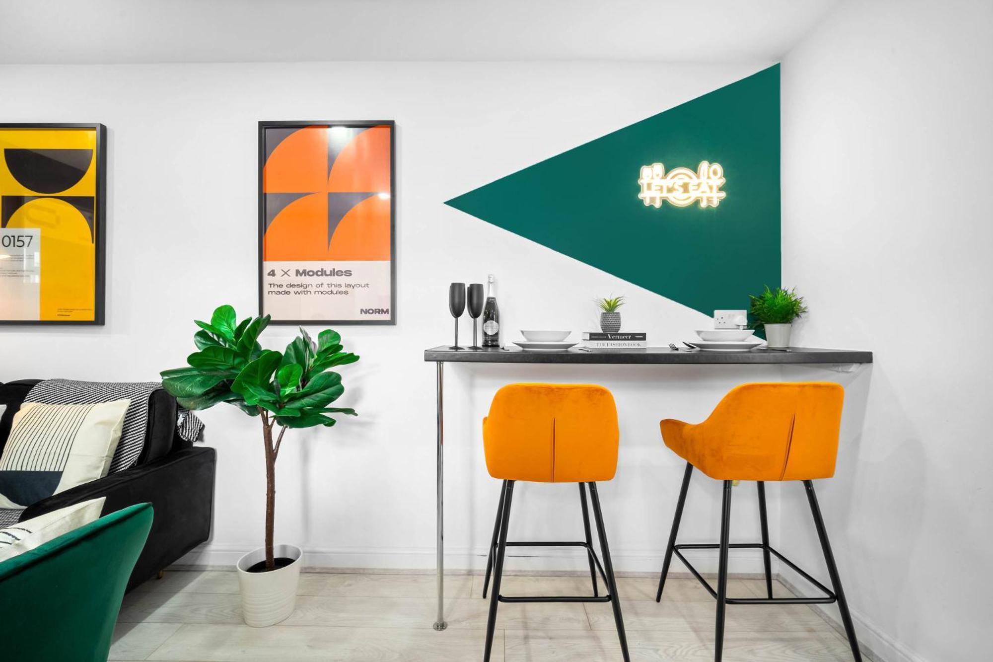 Luxury 3 Bedroom Apartment - Terrace - Near City Centre - Wifi - Smart Tv 1Mr Birmingham Exteriör bild