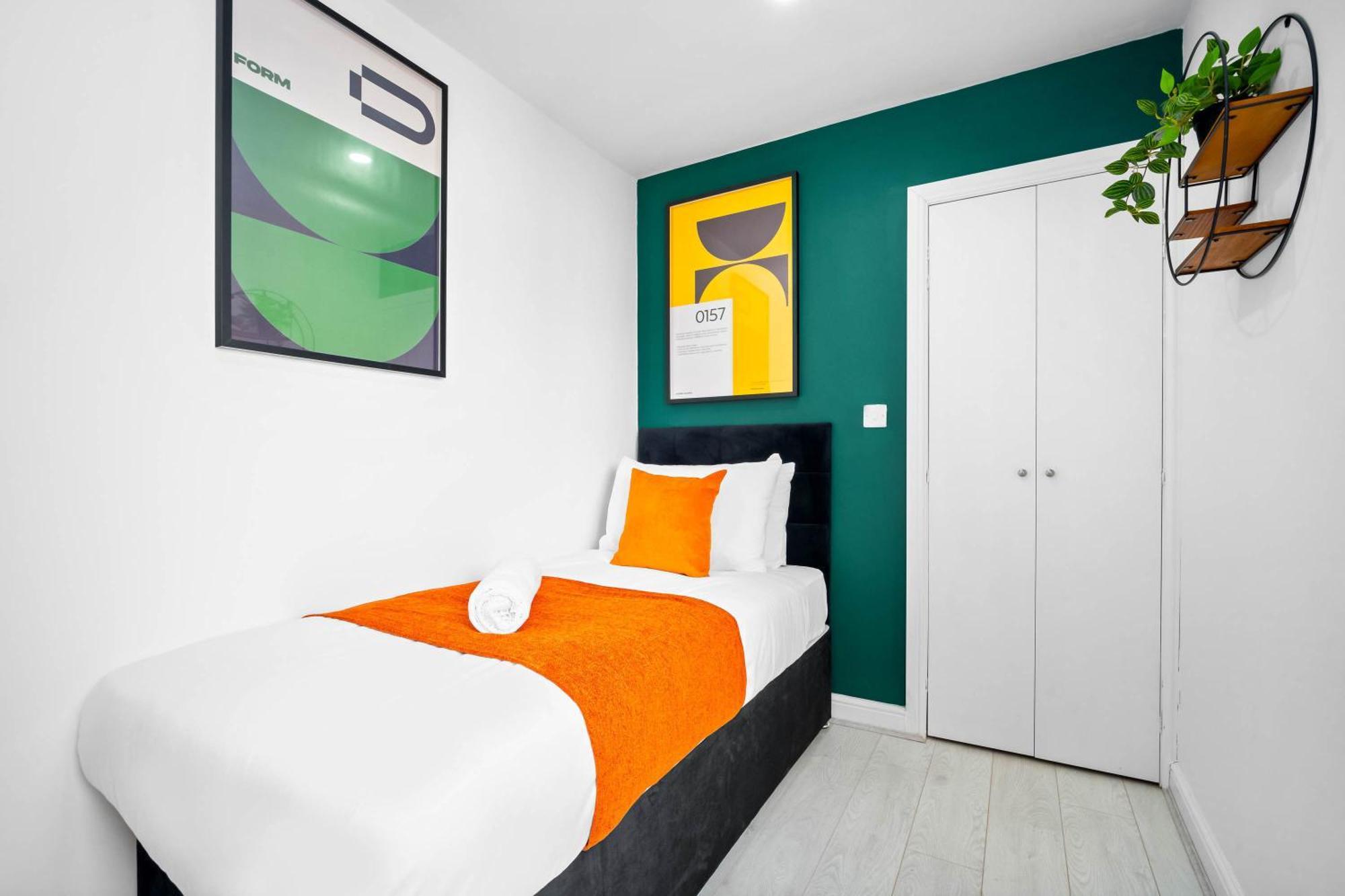Luxury 3 Bedroom Apartment - Terrace - Near City Centre - Wifi - Smart Tv 1Mr Birmingham Exteriör bild