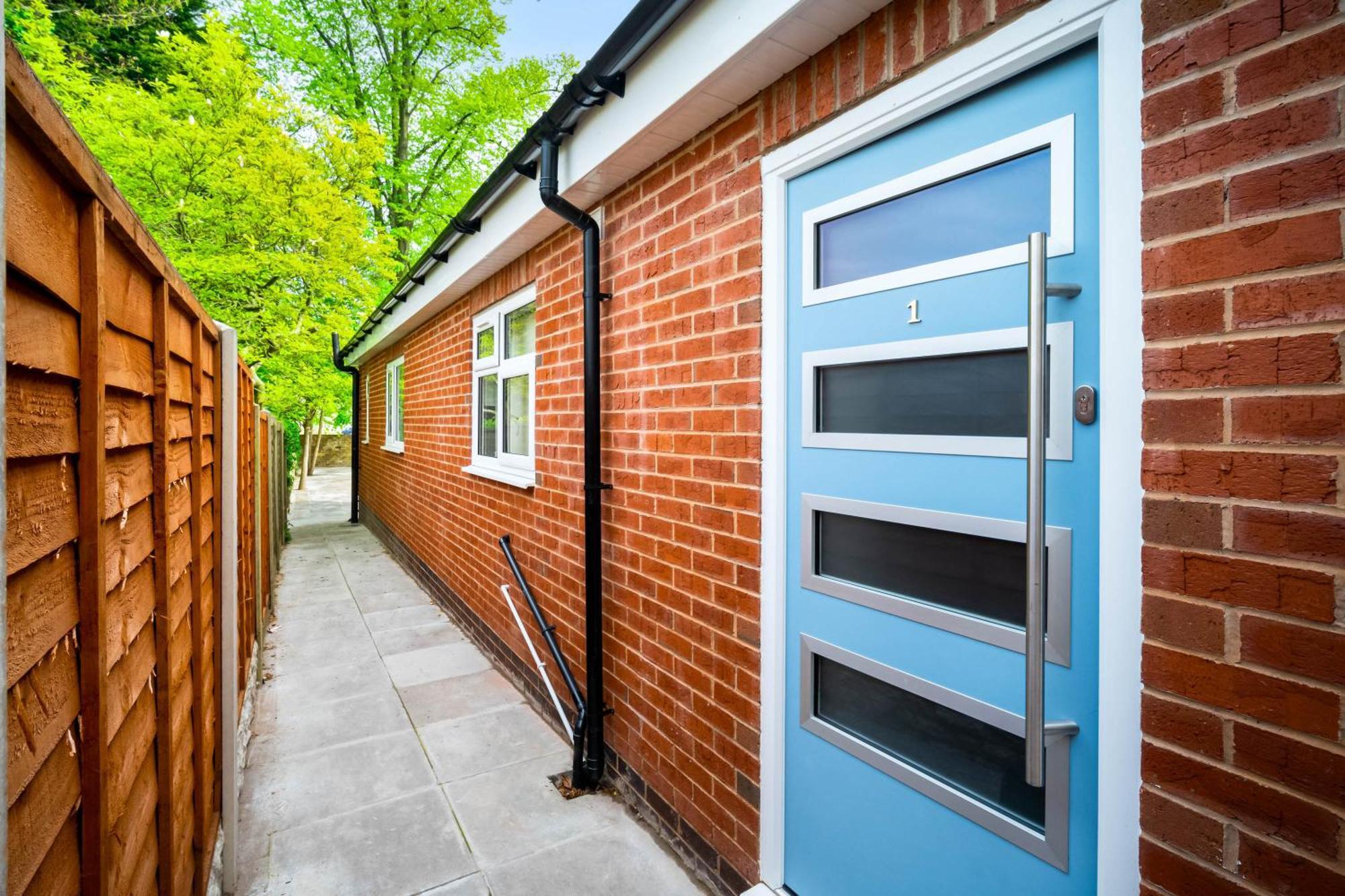 Luxury 3 Bedroom Apartment - Terrace - Near City Centre - Wifi - Smart Tv 1Mr Birmingham Exteriör bild